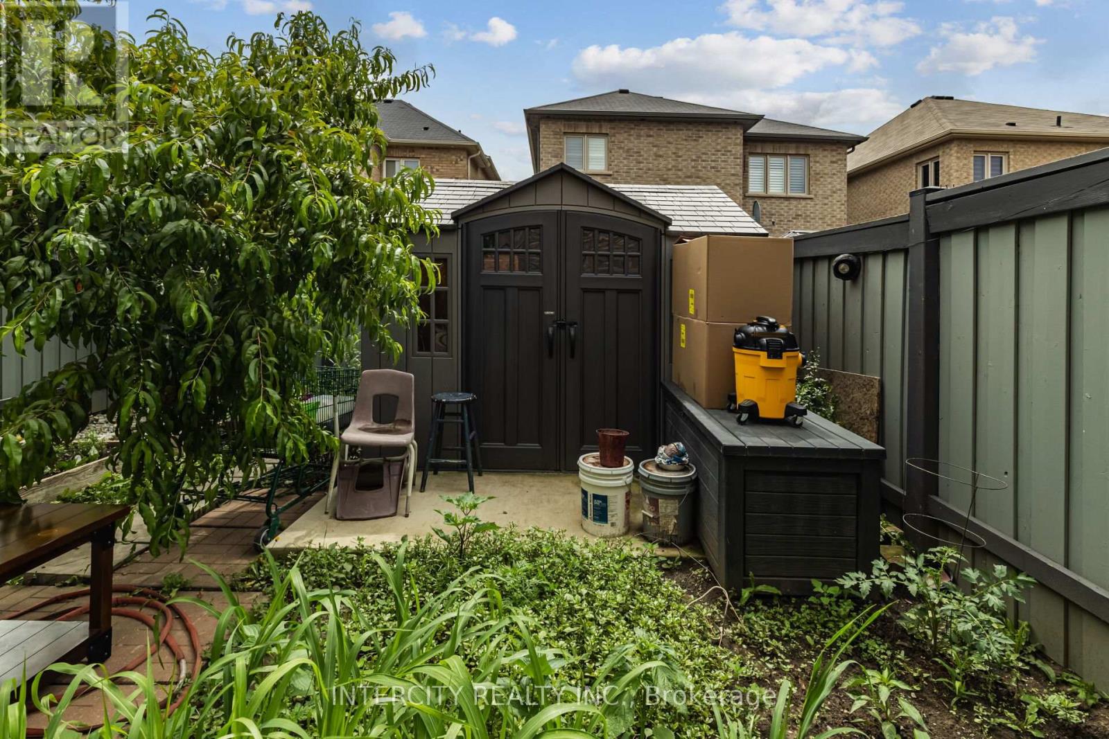 Photo 50 of 20 Vanderpool Crescent, Brampton ON