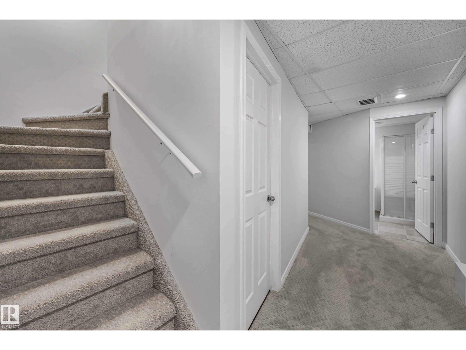 Photo 41 of 131 Ormsby Rd W Nw, Edmonton AB