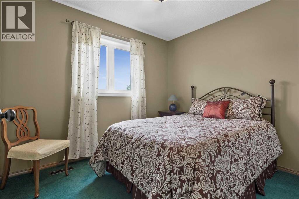 Single Family House for Sale in  Hidden Spring Place NW Hidden Valley Calgary 