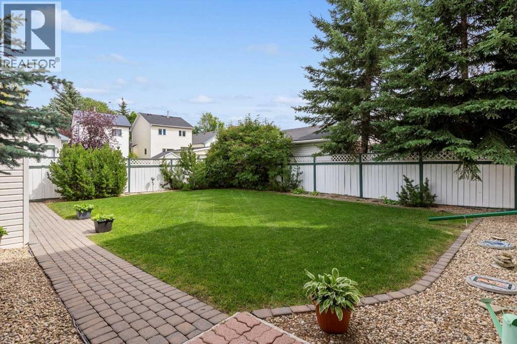 Single Family House for Sale in  Hidden Spring Place NW Hidden Valley Calgary 
