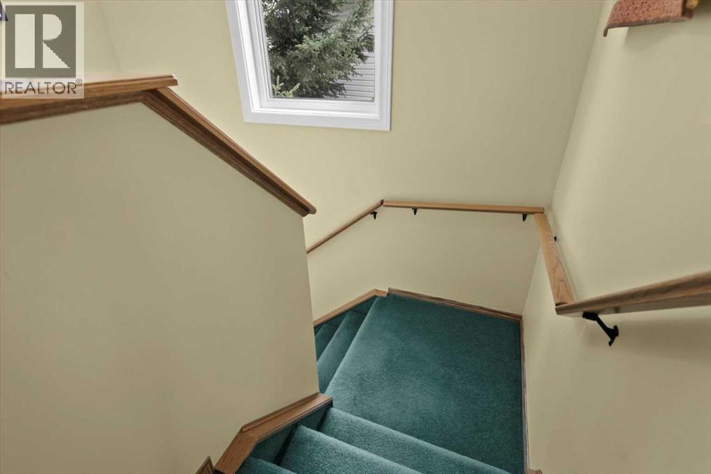 Single Family House for Sale in  Hidden Spring Place NW Hidden Valley Calgary 