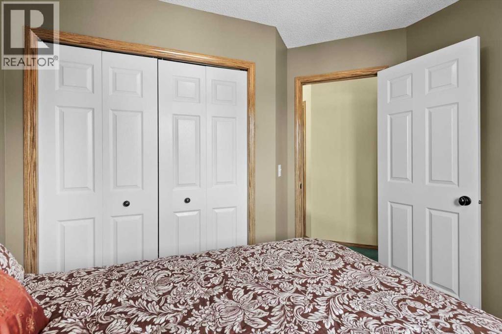 Single Family House for Sale in  Hidden Spring Place NW Hidden Valley Calgary 