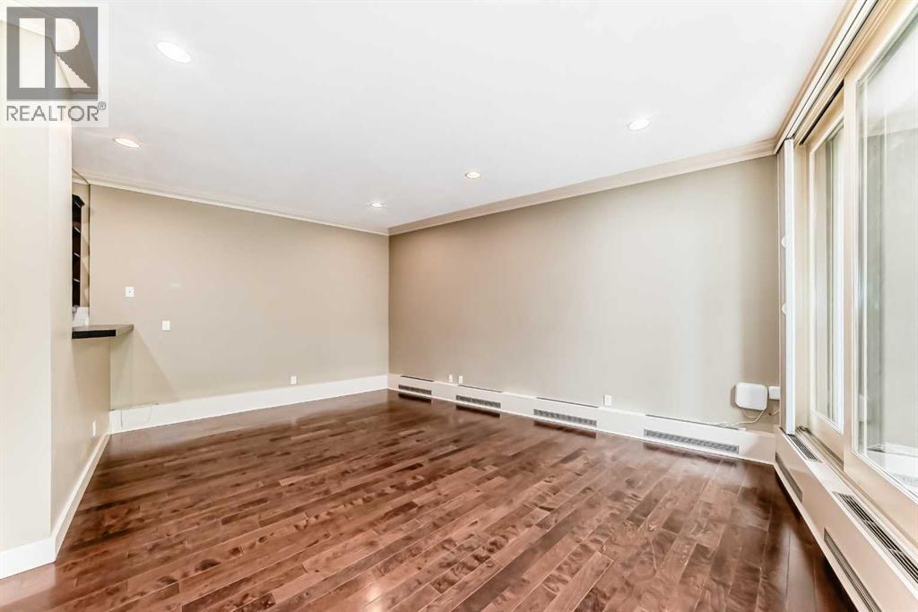 Photo 10 of 101 323 13 Avenue Sw, Calgary AB