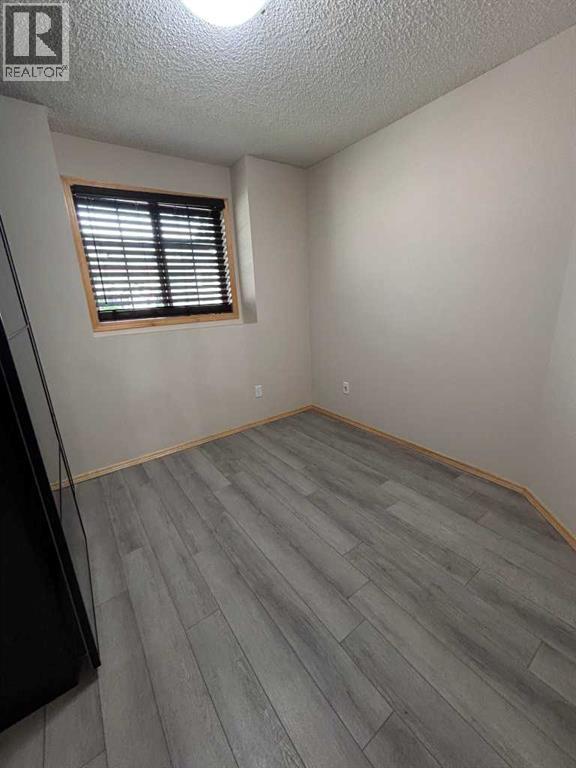 Single Family House Bungalow for Sale in   Everridge Square SW Evergreen Calgary 