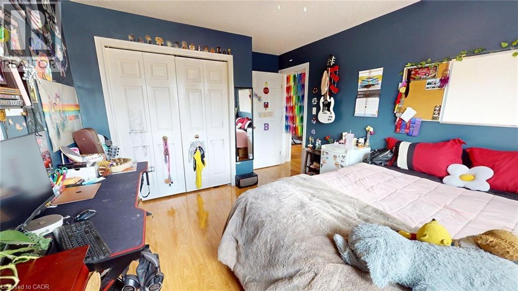 Photo 20 of 51 Highgate Road, Kitchener ON