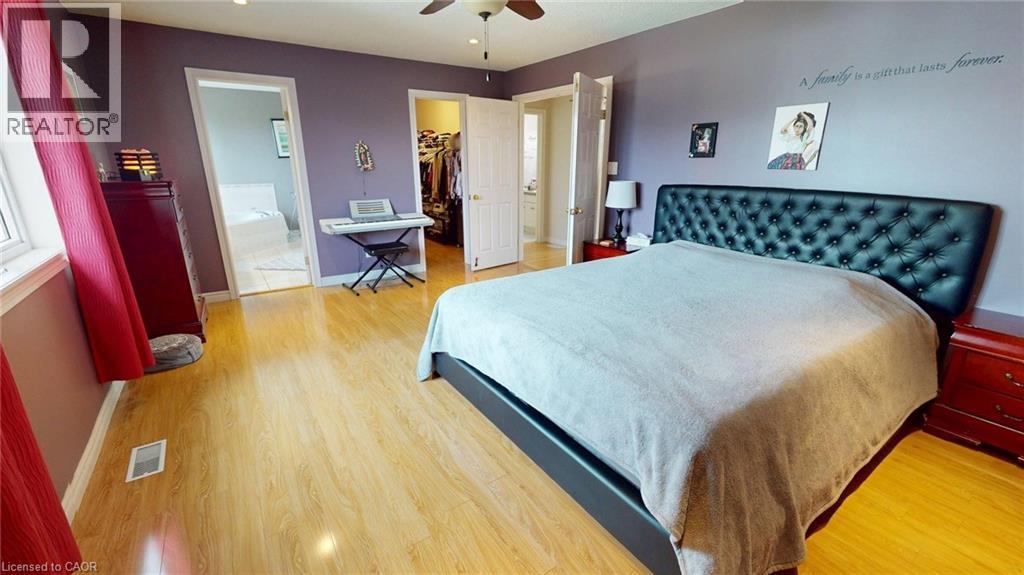 Photo 13 of 51 Highgate Road, Kitchener ON