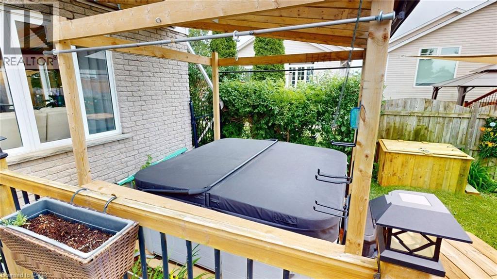 Photo 29 of 51 Highgate Road, Kitchener ON