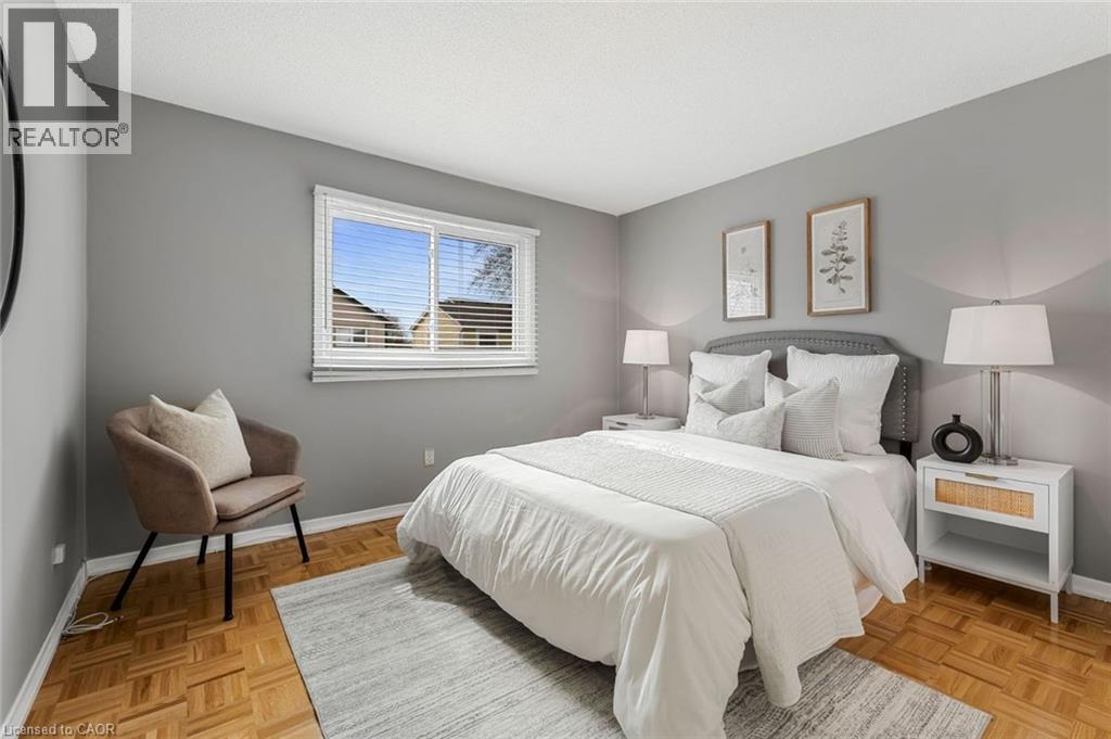 Photo 19 of 7242 Corrine Crescent, Mississauga ON