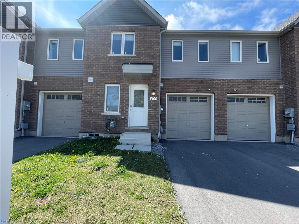 Photo 9 of 400 Alberta Street, Welland ON