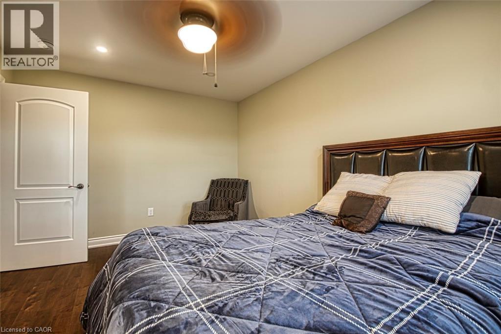 Photo 25 of 5499 Attema Crescent, St Anns ON