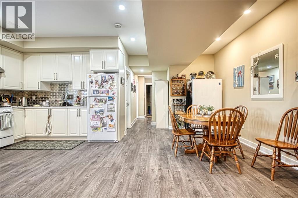 Photo 36 of 5499 Attema Crescent, St Anns ON