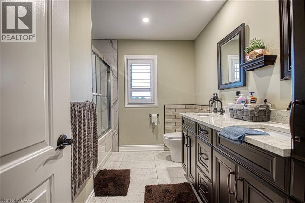 Photo 26 of 5499 Attema Crescent, St Anns ON