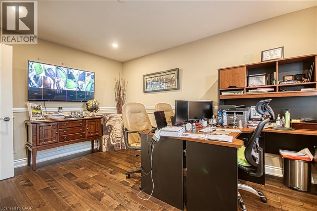 Photo 11 of 5499 Attema Crescent, St Anns ON