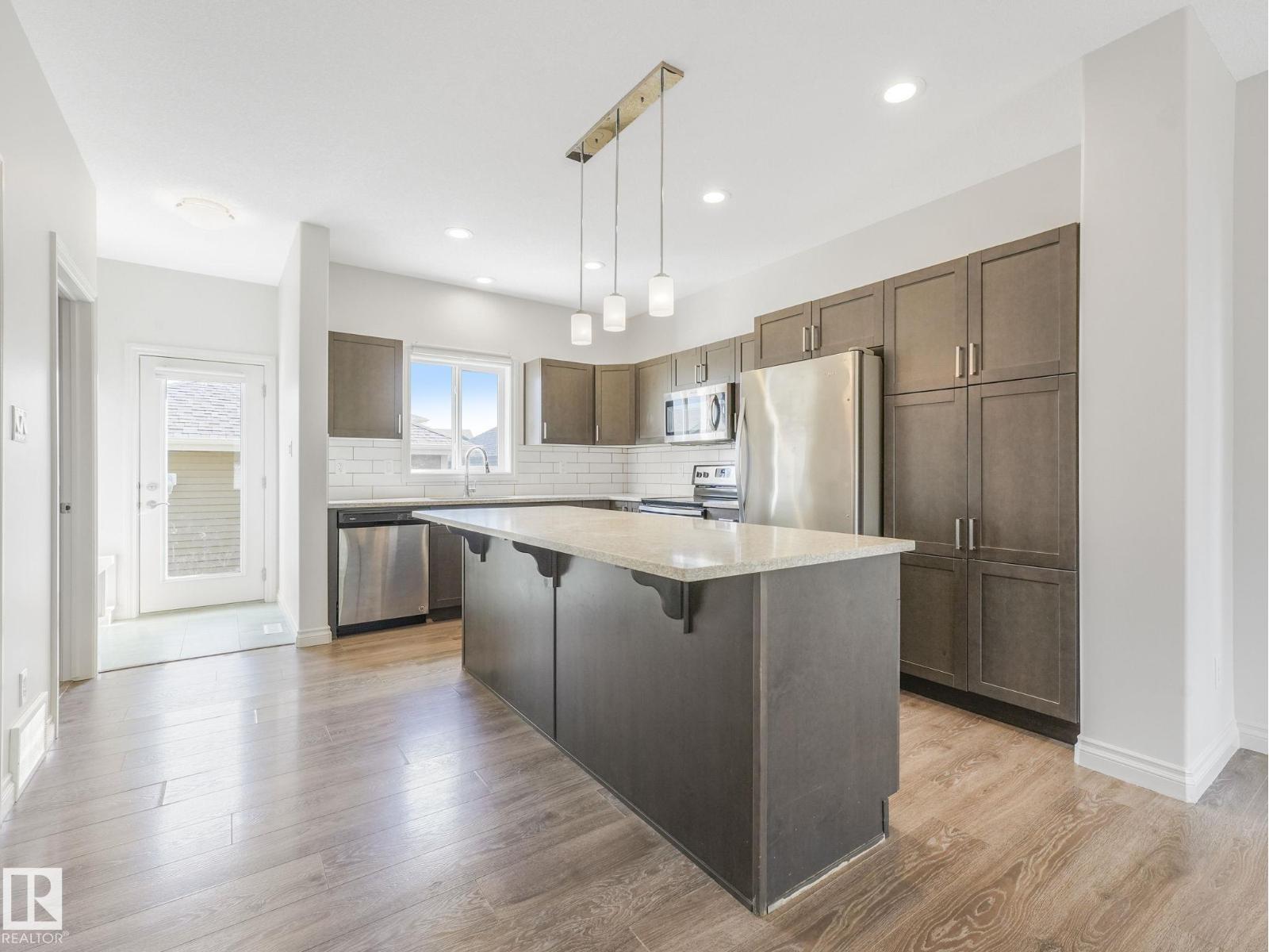 Photo 50 of 22223 89 Av Nw Nw, Edmonton AB