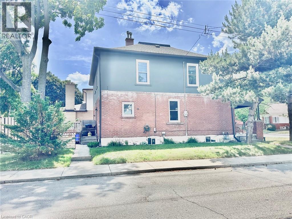 Photo 39 of 215 Rosewood Road, Hamilton ON