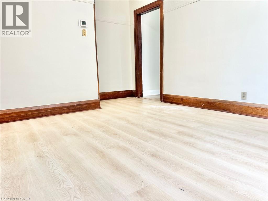 Photo 13 of 215 Rosewood Road, Hamilton ON
