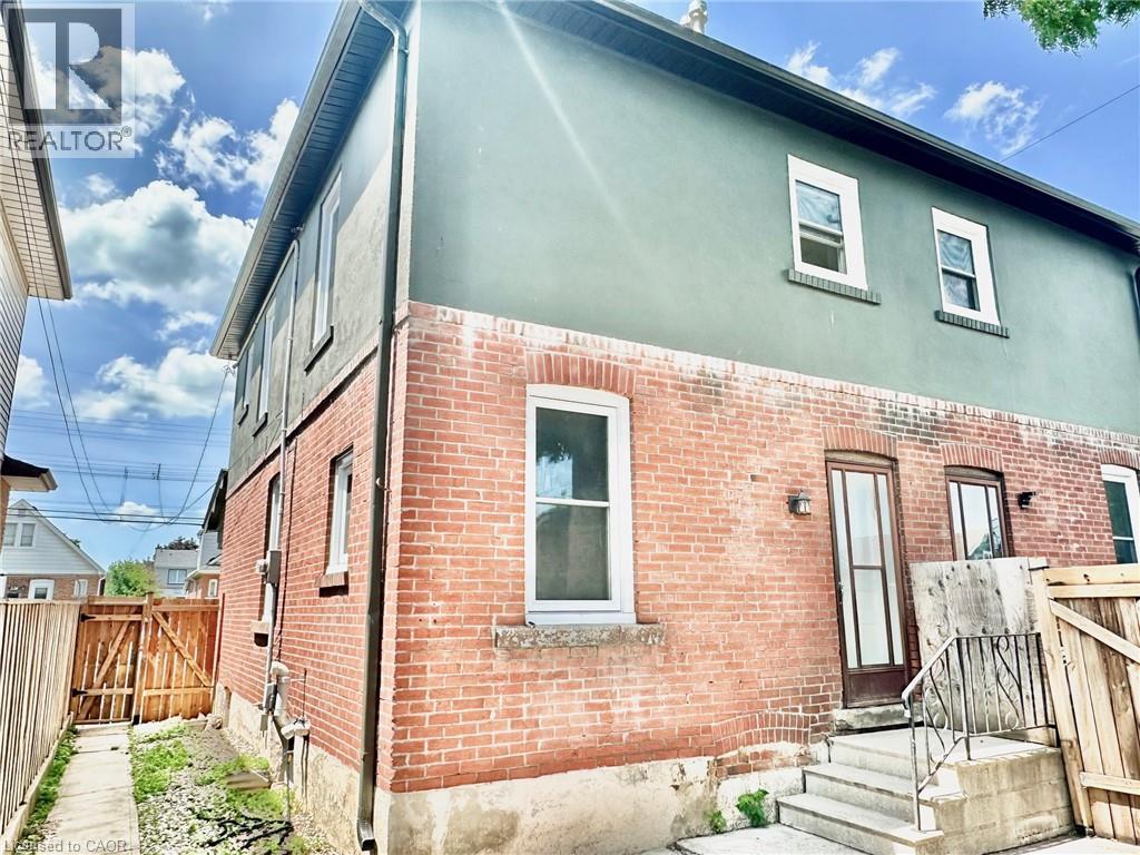 Photo 36 of 215 Rosewood Road, Hamilton ON