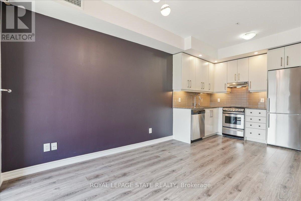 Photo 17 of 401 40 Esplanade Lane, Grimsby ON