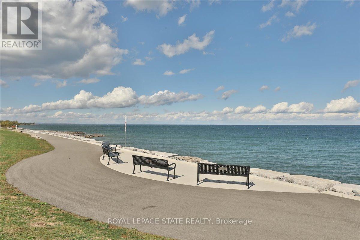 Photo 46 of 401 40 Esplanade Lane, Grimsby ON
