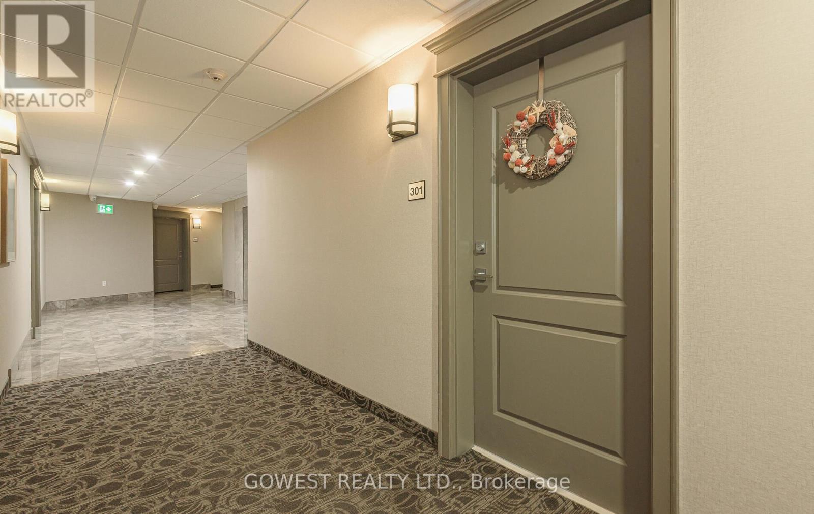 Photo 5 of 301 125 Shoreview Place, Hamilton ON