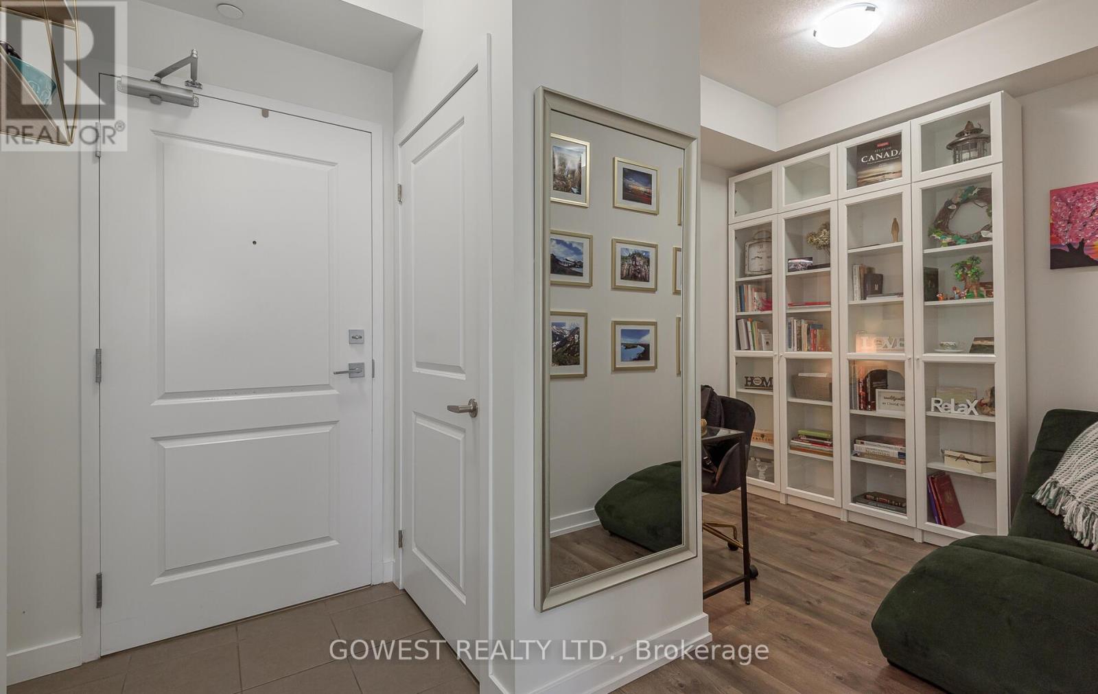 Photo 6 of 301 125 Shoreview Place, Hamilton ON