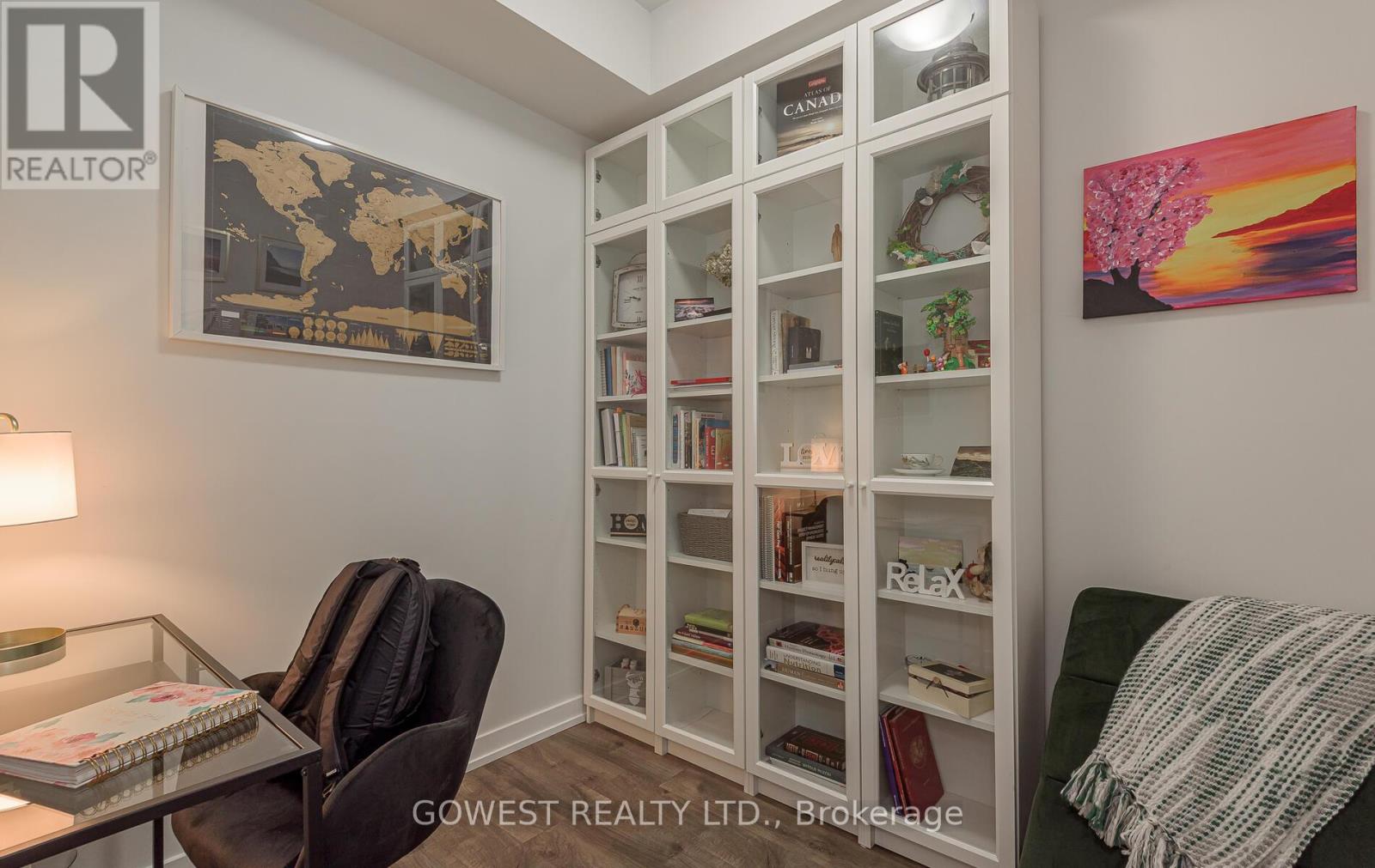 Photo 7 of 301 125 Shoreview Place, Hamilton ON