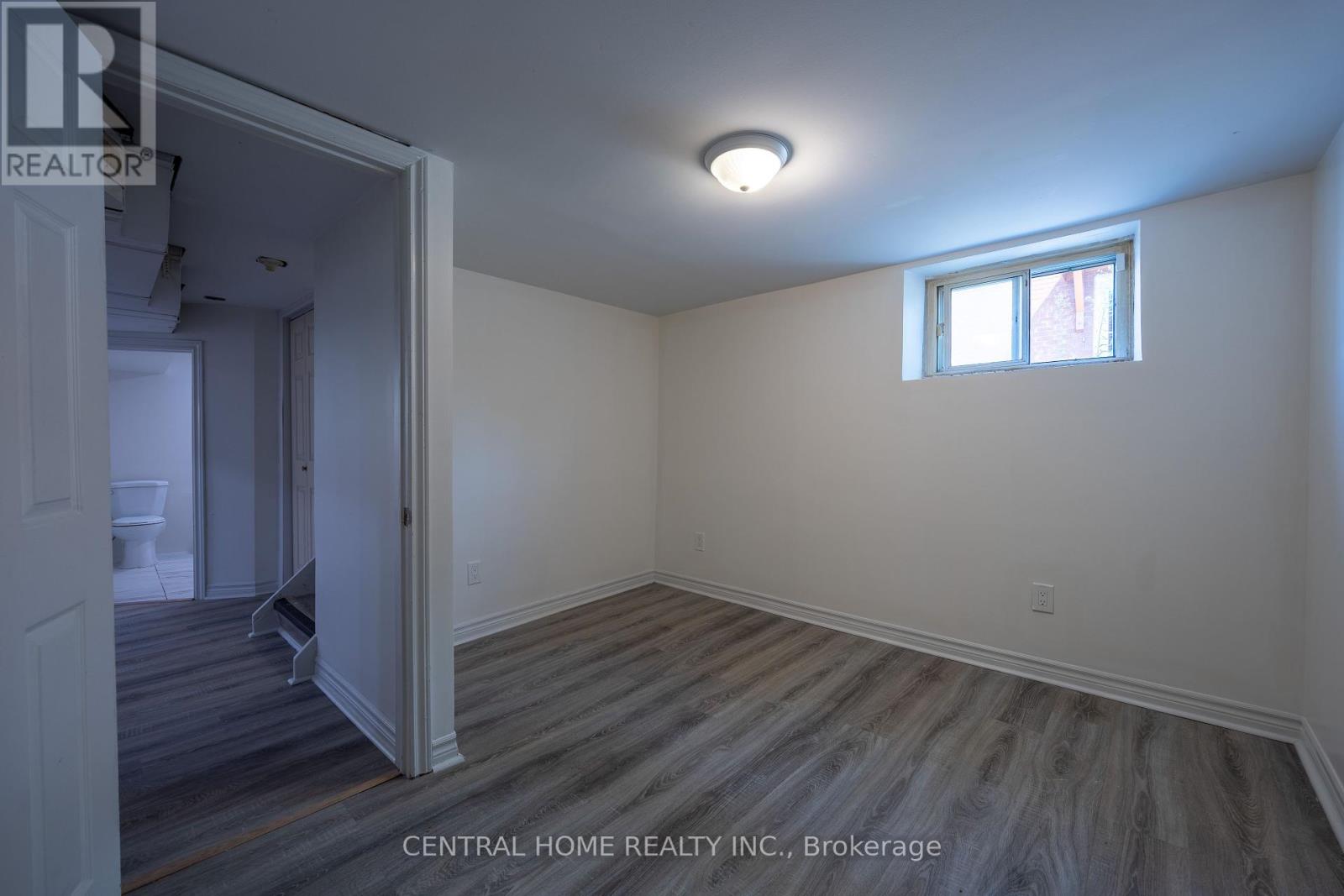 Photo 28 of 1650 King Street E, Hamilton ON