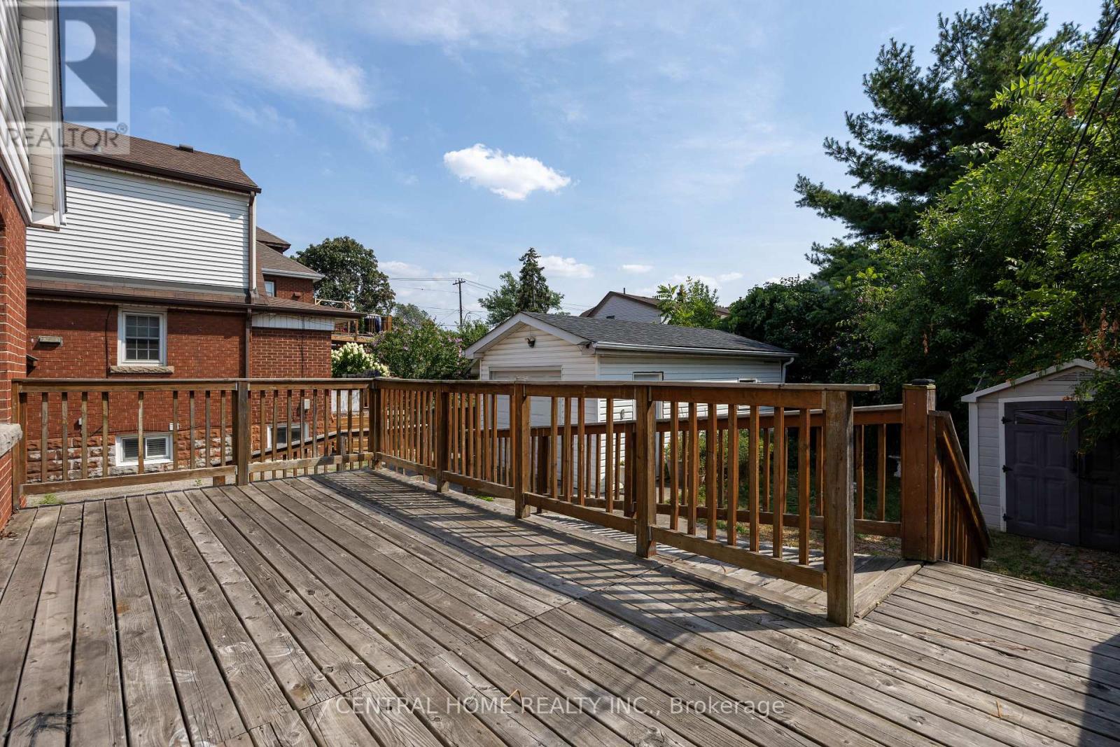 Photo 33 of 1650 King Street E, Hamilton ON