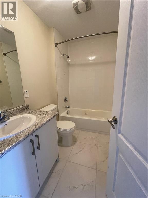 Photo 4 of 59 Denistoun Upper Street Unit Upper, Welland ON