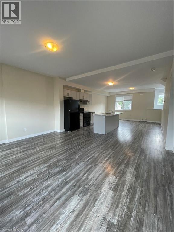 Photo 3 of 59 Denistoun Upper Street Unit Upper, Welland ON