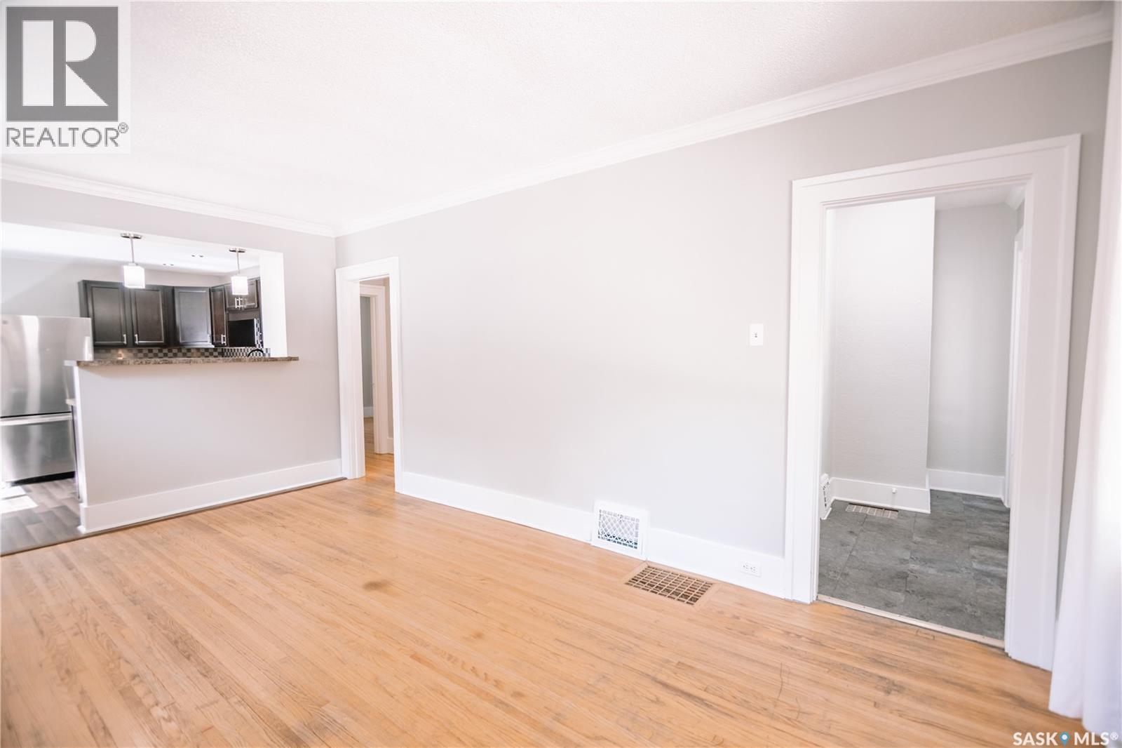 Photo 11 of 2154 Broder Street, Regina SK