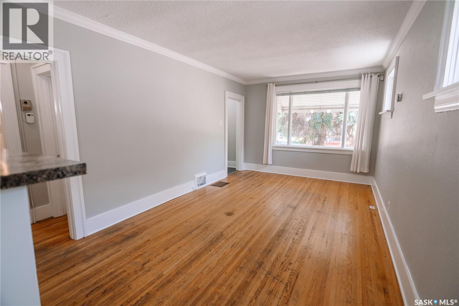 Photo 12 of 2154 Broder Street, Regina SK