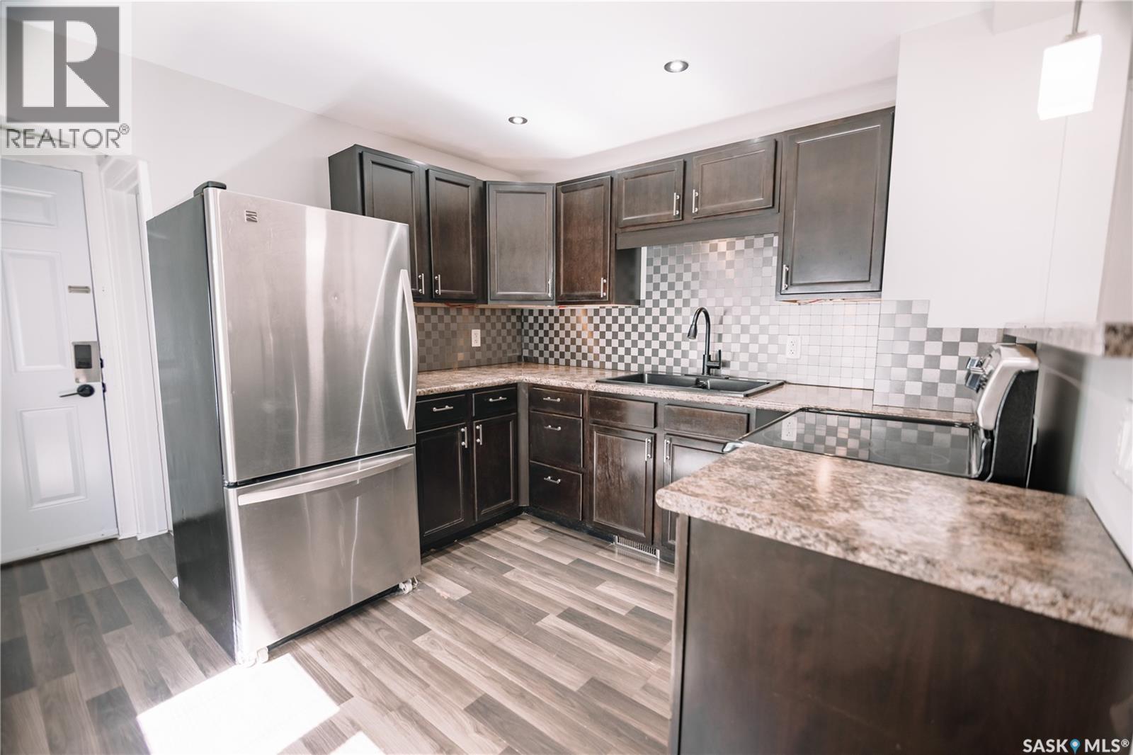 Photo 18 of 2154 Broder Street, Regina SK