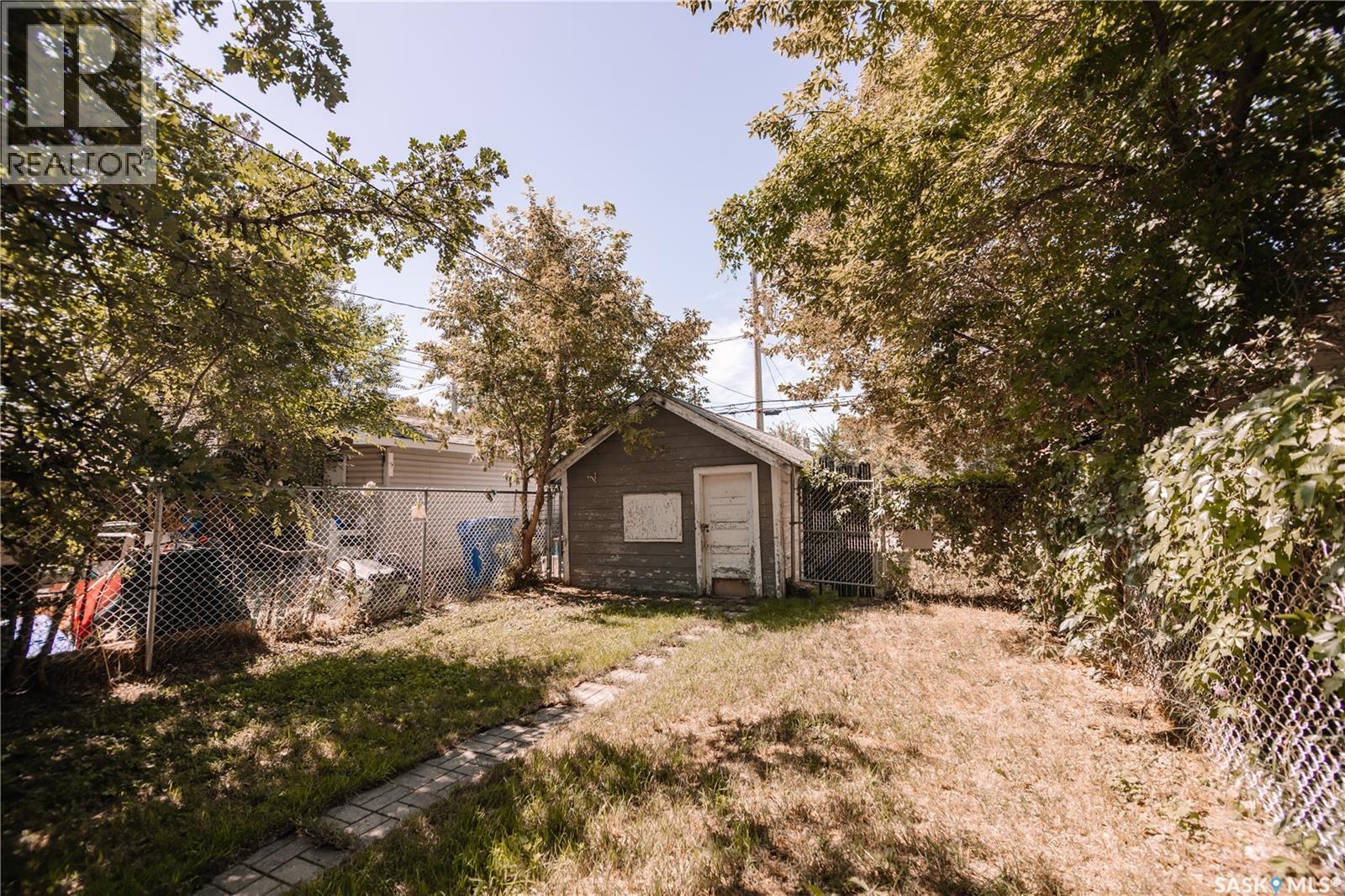 Photo 31 of 2154 Broder Street, Regina SK