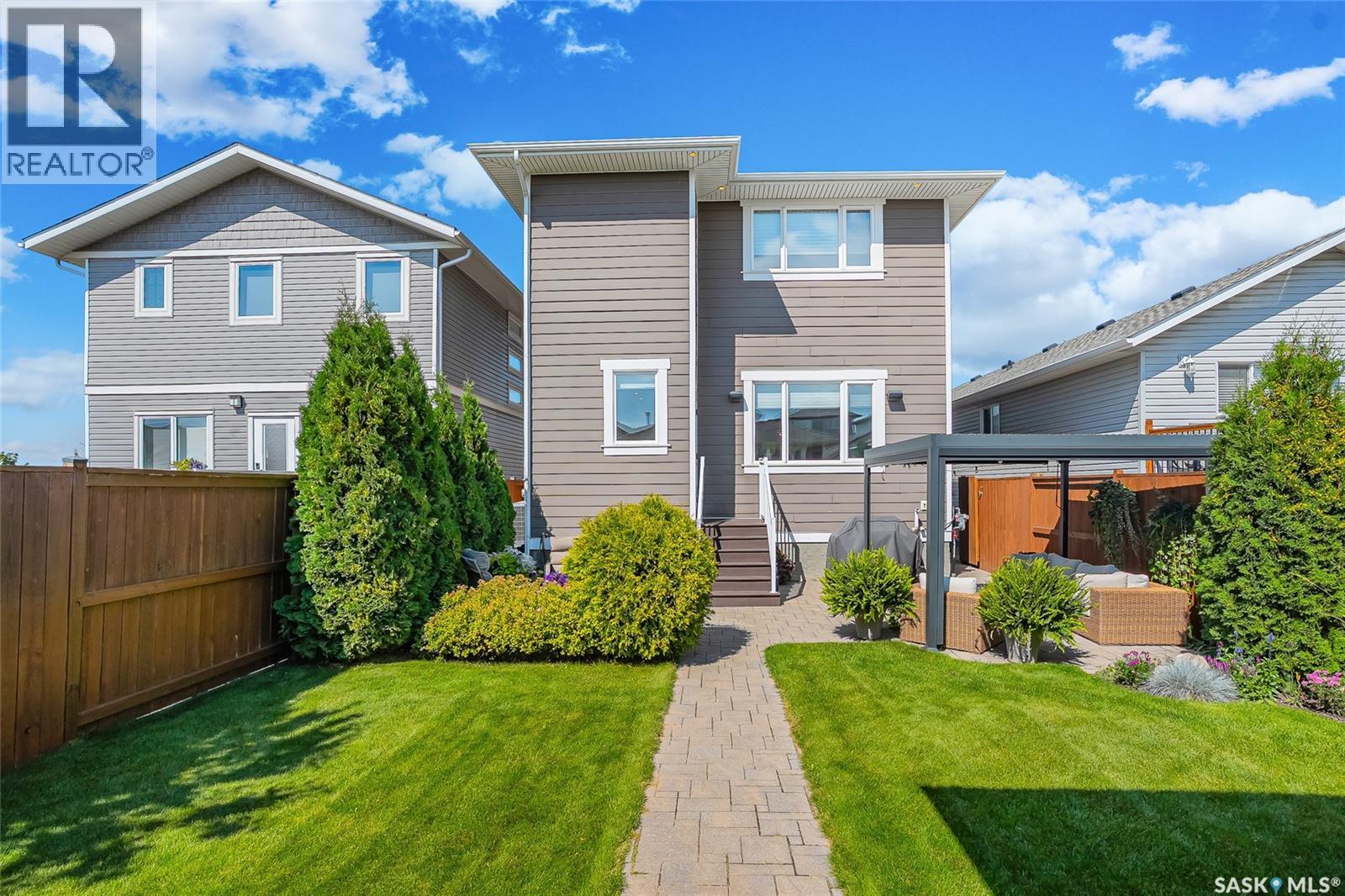 Single Family House 2 Level for Sale in  Kloppenburg CRESCENT Saskatoon 