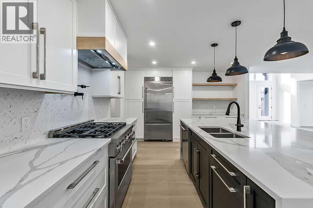 Single Family House for Sale in  Lake Twintree Road SE Lake Bonavista Calgary 