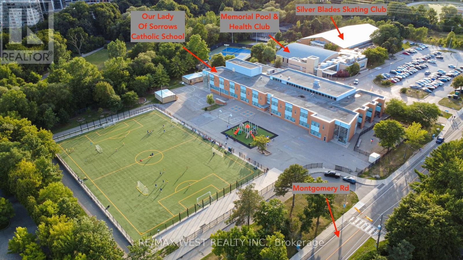 Photo 46 of 4 Elmview Court, Toronto ON