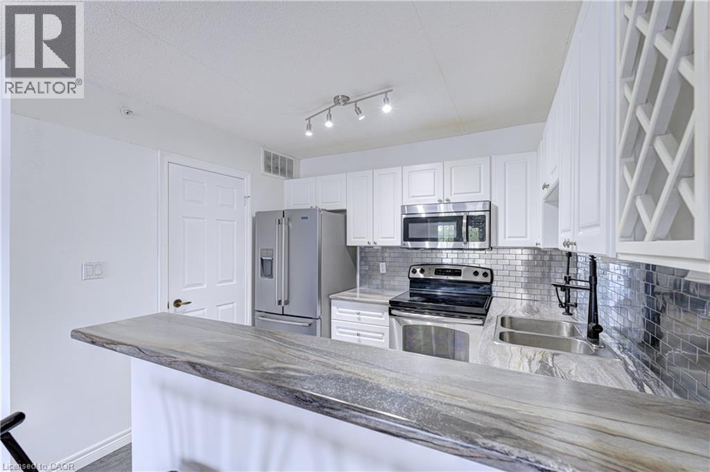 Photo 18 of 4005 Kilmer Drive Unit 210, Burlington ON