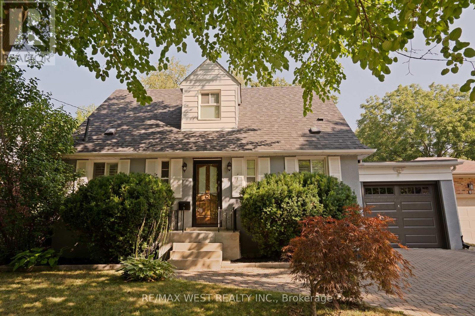 Photo 41 of 4 Elmview Court, Toronto ON