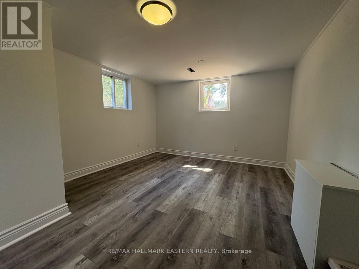 Photo 13 of 1 581 Paterson Street, Peterborough Central ON