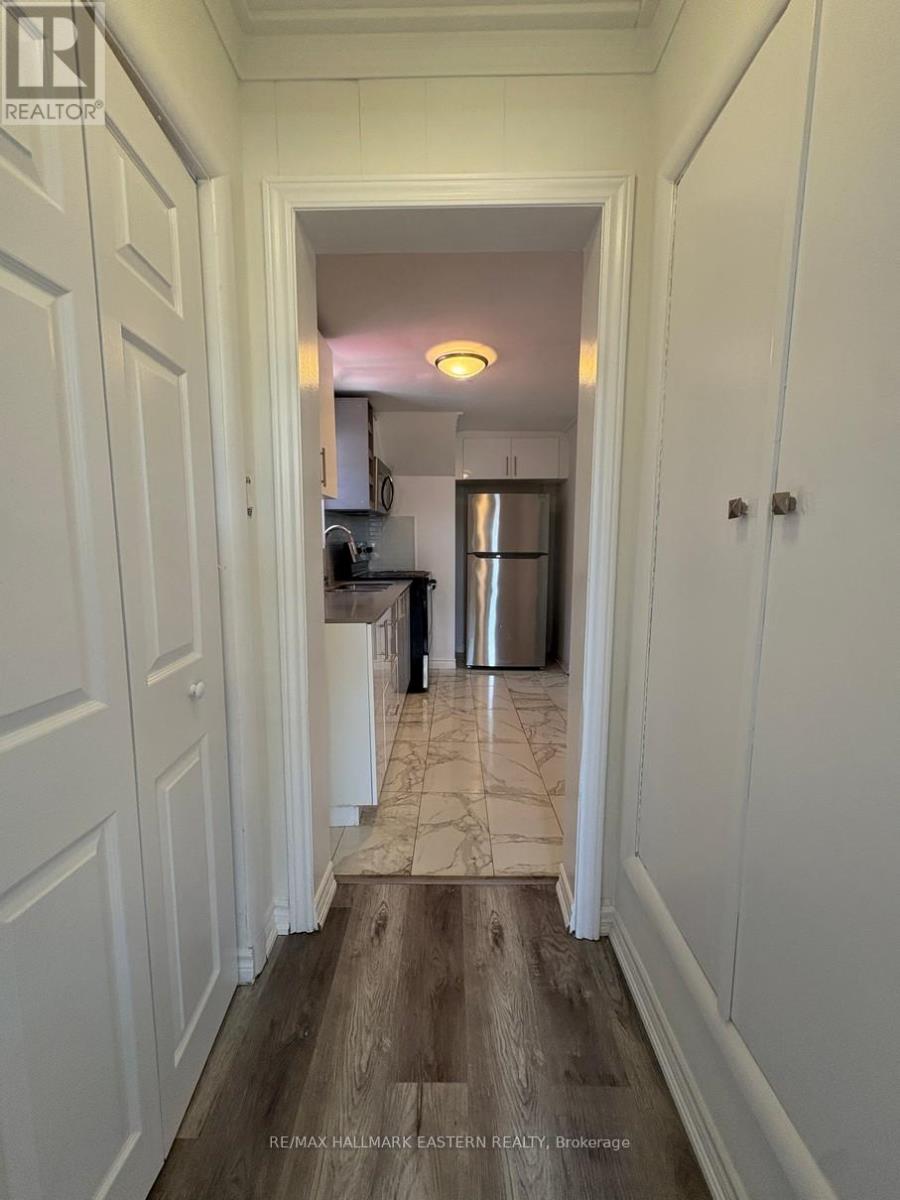 Photo 3 of 1 581 Paterson Street, Peterborough Central ON