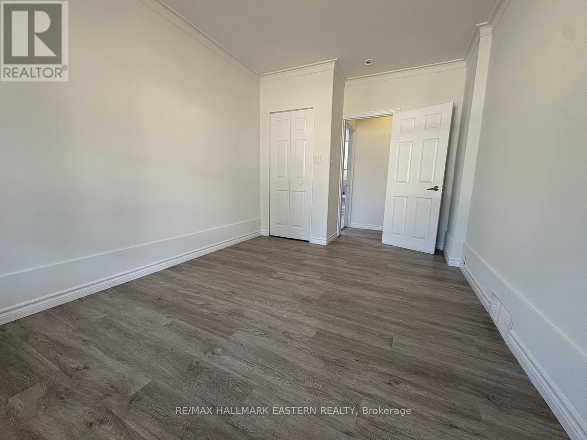 Photo 12 of 1 581 Paterson Street, Peterborough Central ON