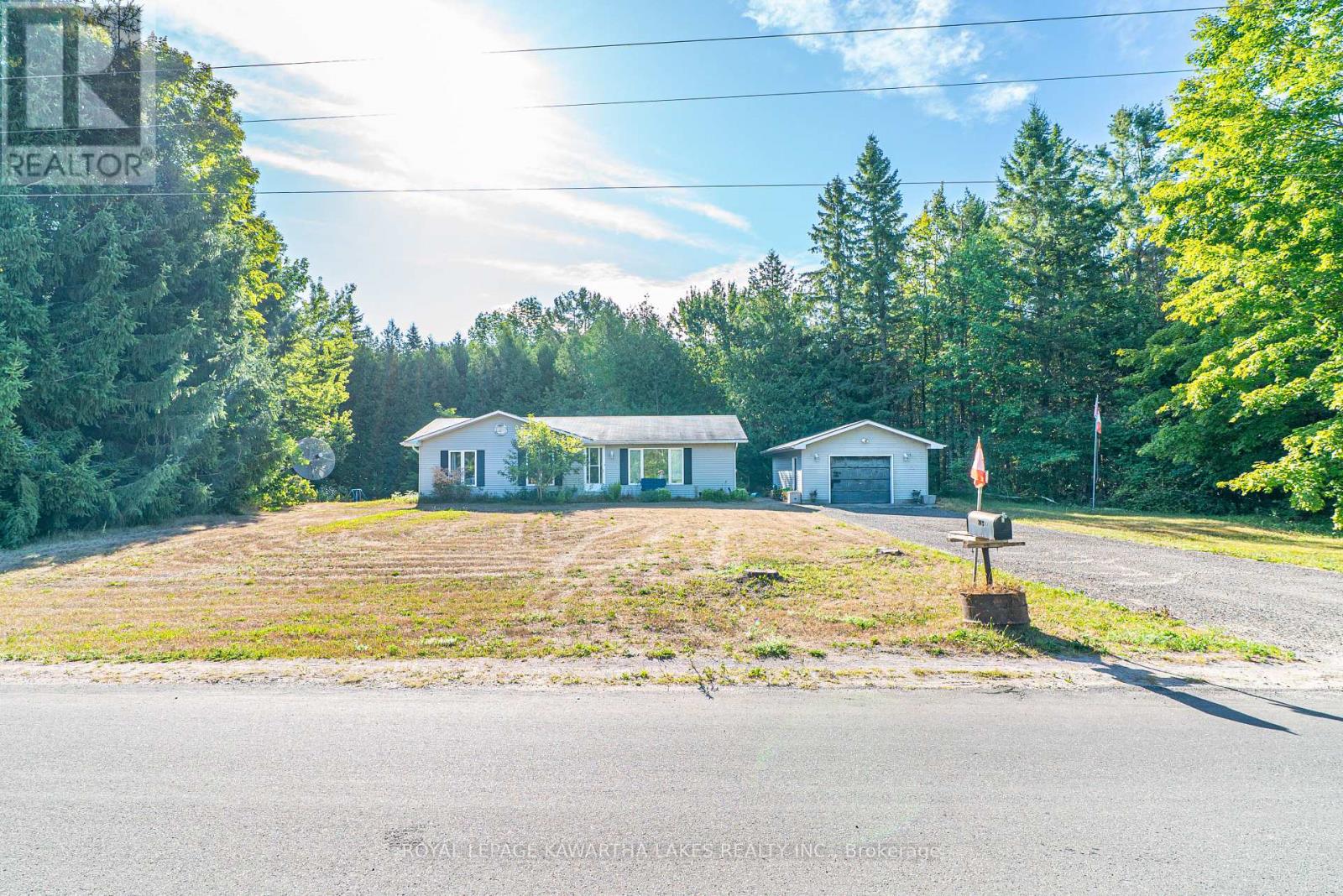 Photo 5 of 518 Balsam Lake Drive, Kawartha Lakes ON