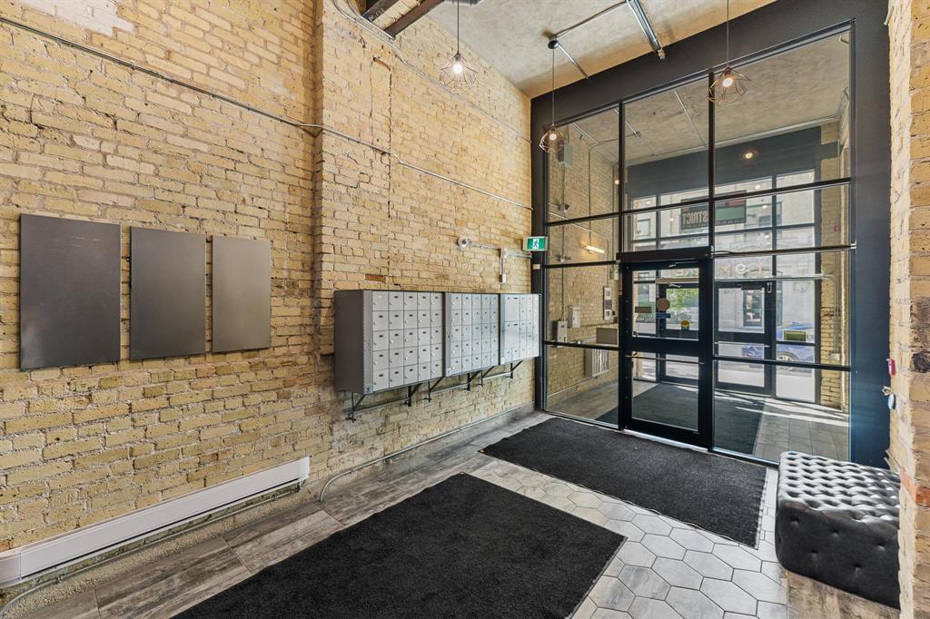 Photo 5 of 216 139 Market Avenue, Winnipeg MB