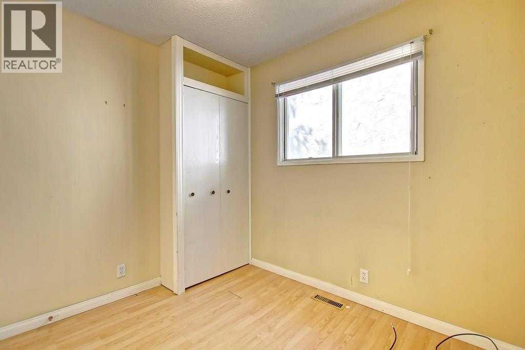 Single Family House Bungalow for Sale in  Rundlehorn Drive NE Pineridge Calgary 
