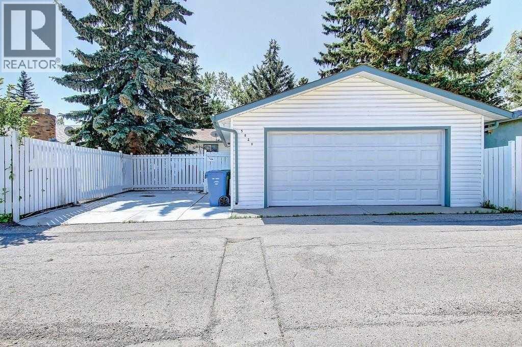 Single Family House Bungalow for Sale in  Rundlehorn Drive NE Pineridge Calgary 