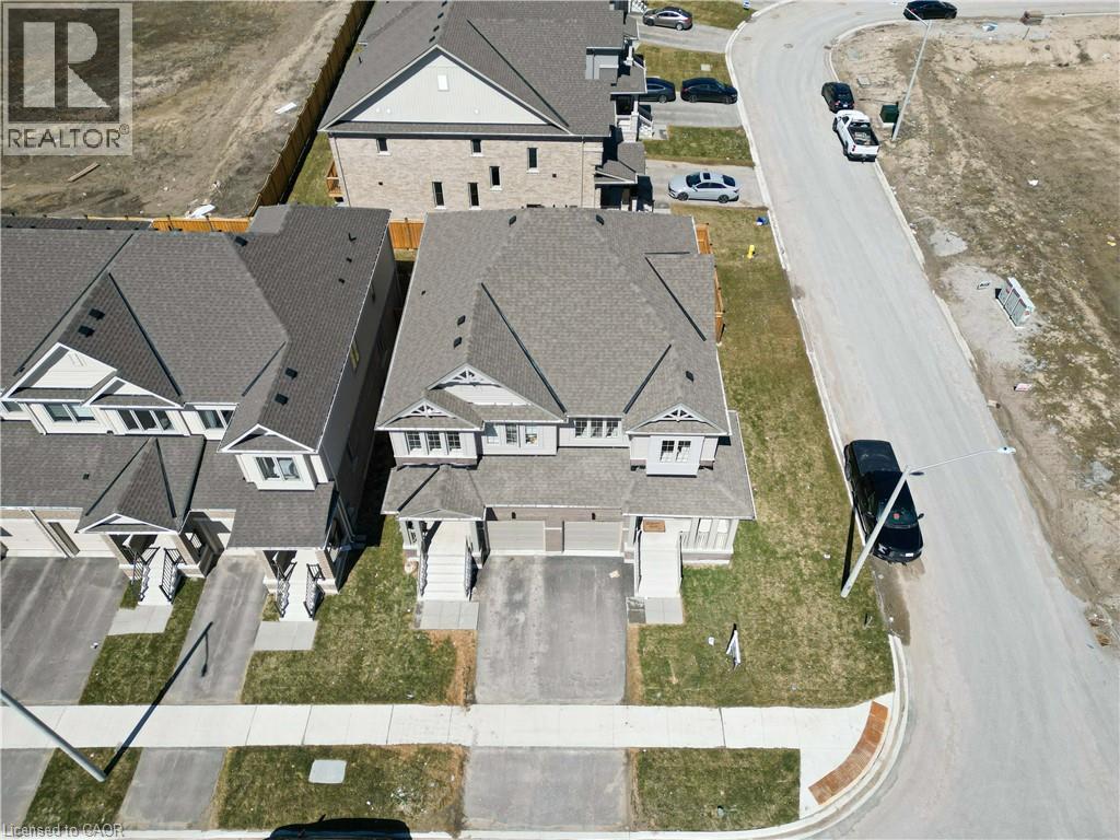 Photo 28 of 111 Sagewood Avenue, Barrie ON
