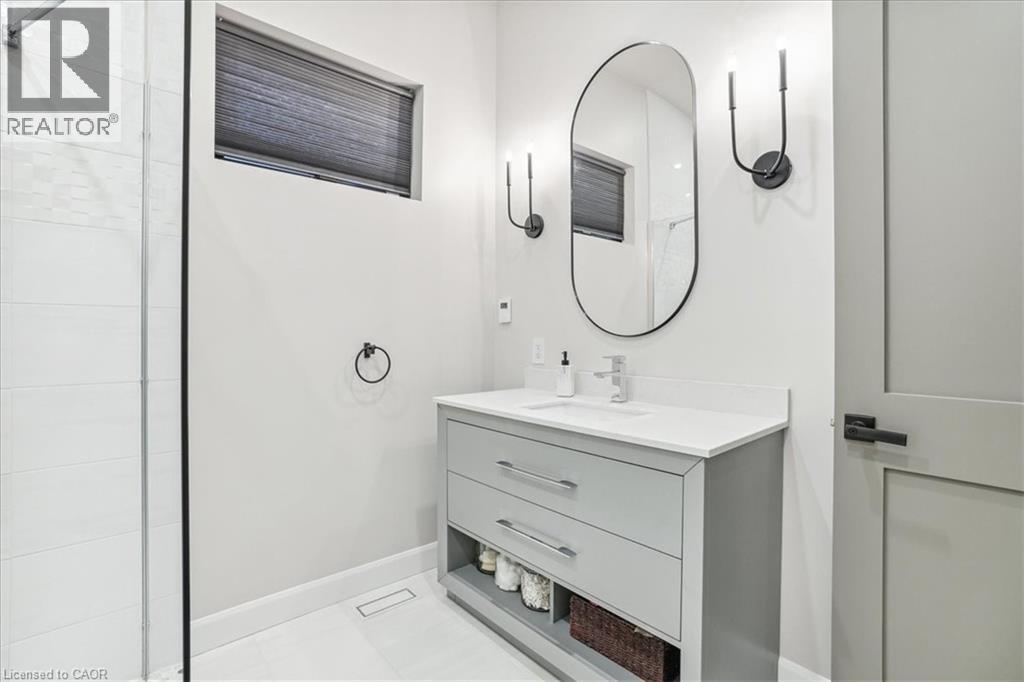 Photo 21 of 114 Reding Road, Ancaster ON