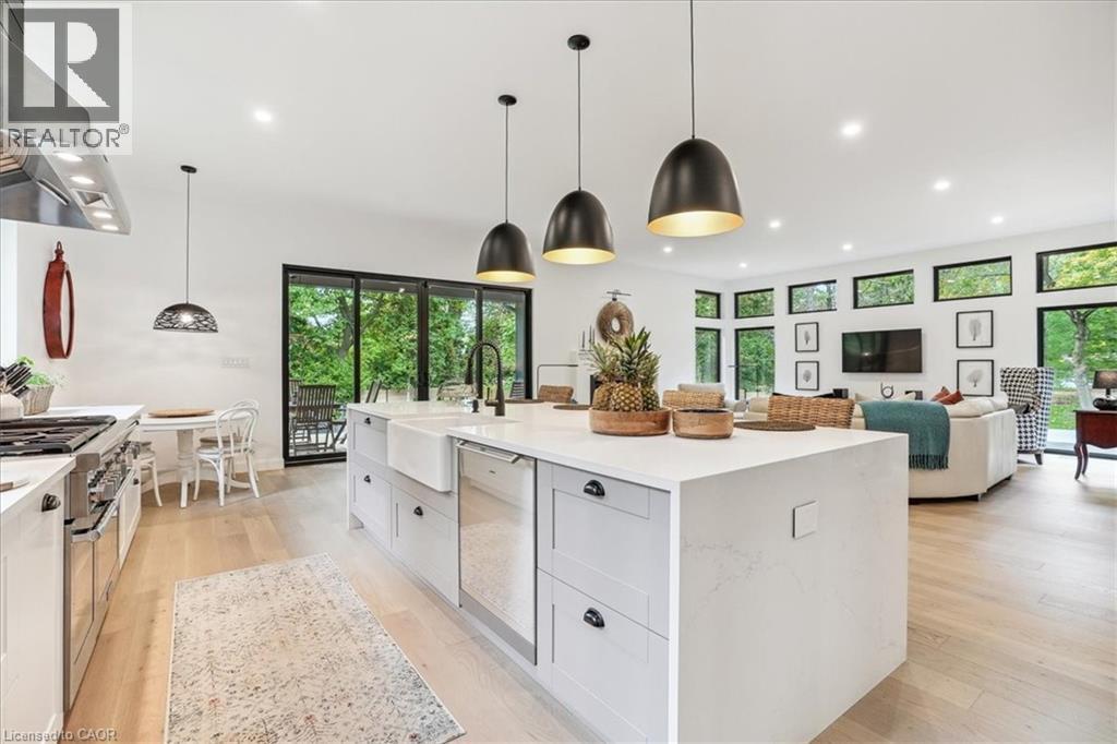 Photo 18 of 114 Reding Road, Ancaster ON