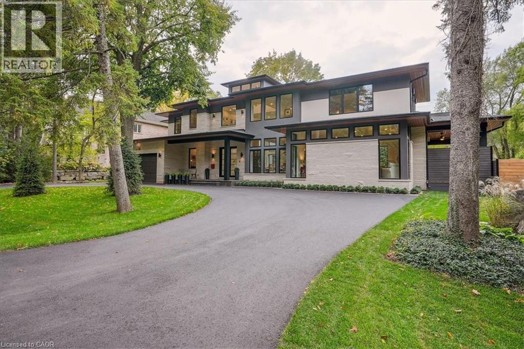 Photo 3 of 114 Reding Road, Ancaster ON